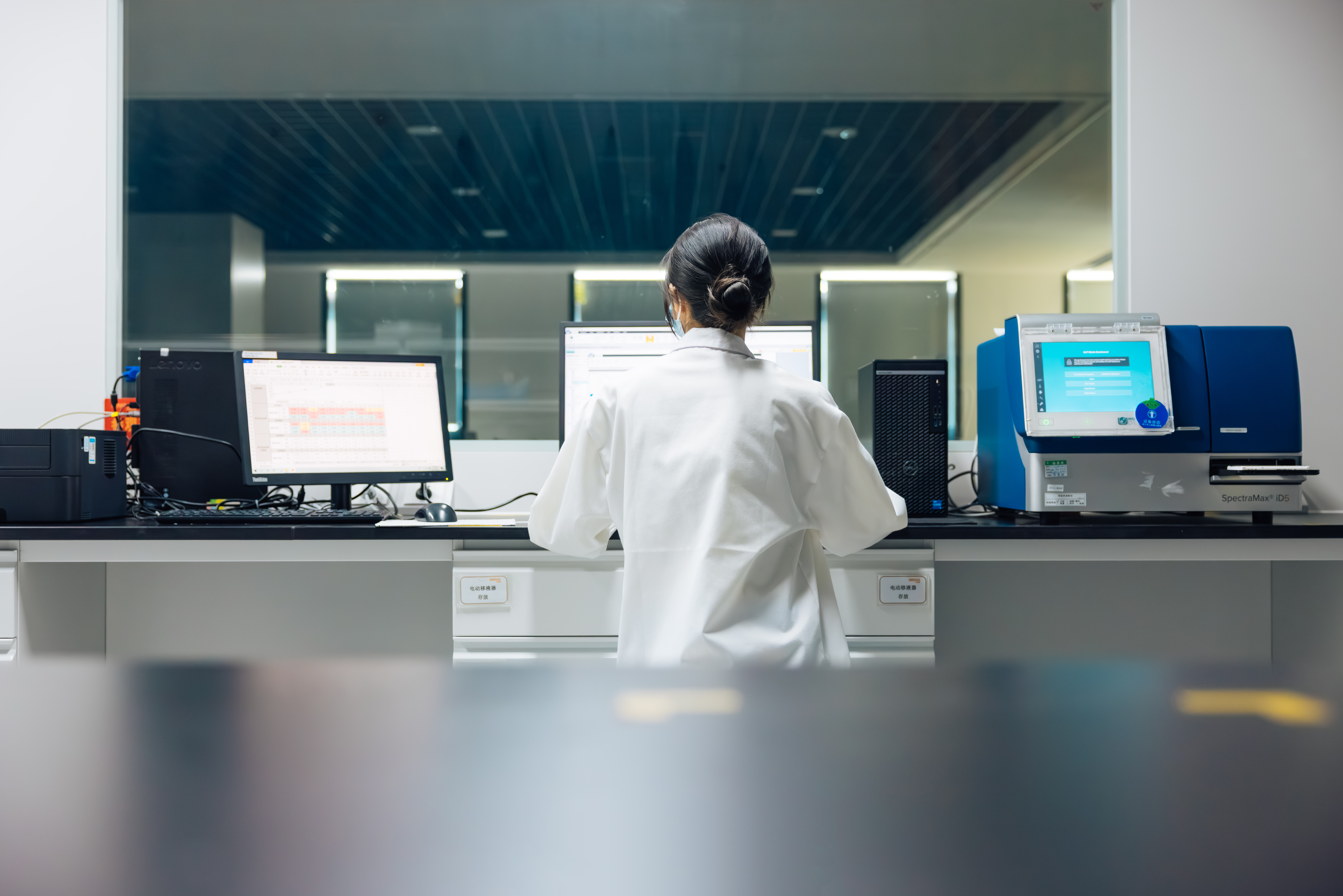 十八年磨一劍：國產(chǎn)九價HPV疫苗，守護(hù)中國女性健康