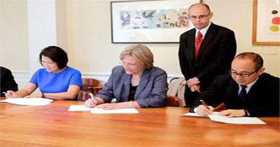 對&ldquo;潘式慈善&rdquo;何必求全責(zé)備