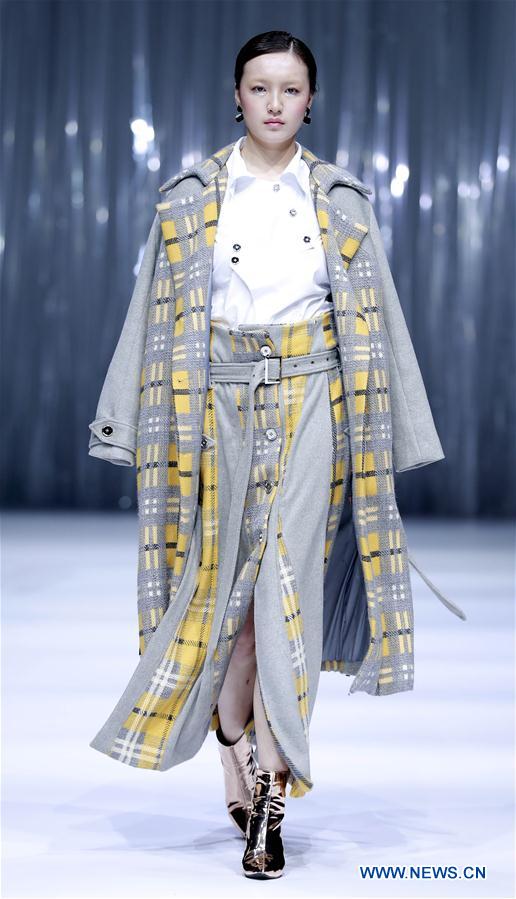 CHINA-BEIJING-GRADUATE FASHION WEEK (CN)