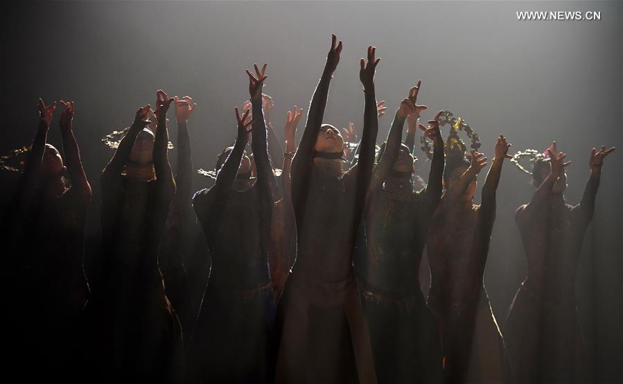 CHINA-KUNMING-DANCE PERFORMANCE-YANG LIPING(CN)