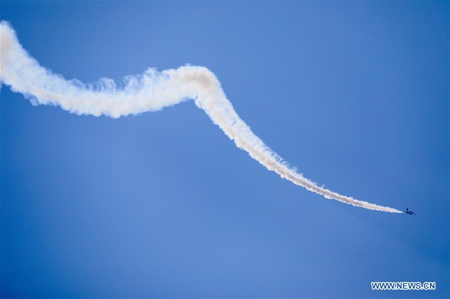 CHINA-GUANGDONG-ZHUHAI-AIRSHOW-RED EAGLE-PERFORMANCE(CN)