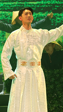 楊慶兵：洗凈塵埃是芳華，百味人生茶道間