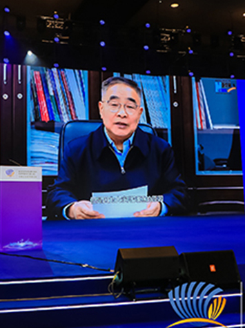 張伯禮勉勵企業(yè)家:勇擔時代責任