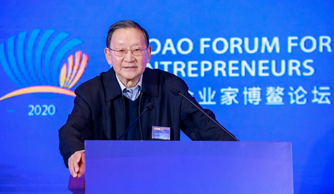 中國科學院院士，國際歐亞科學院院士，中國地源熱泵產業(yè)聯盟名譽理事長汪集暘演講