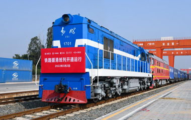 同心同向！內(nèi)地援港人員和物資源源不斷抵港