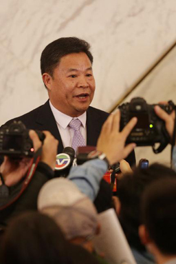 新聞，就是要搶！