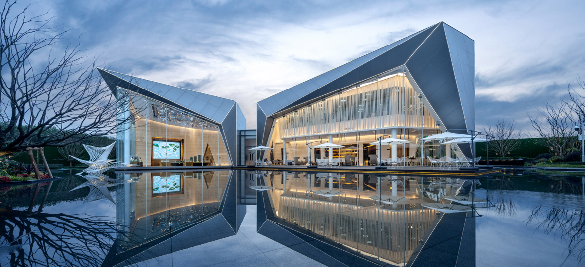 2019年是中國奧園發(fā)展史上一個重要里程碑，奮進新時代，筑夢新奧園。積極履行企業(yè)應承擔的社會責任，為客戶乃至社會&ldquo;構(gòu)筑健康生活&rdquo;。