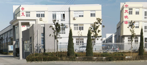 潛在的金融危機(jī)與治理路徑