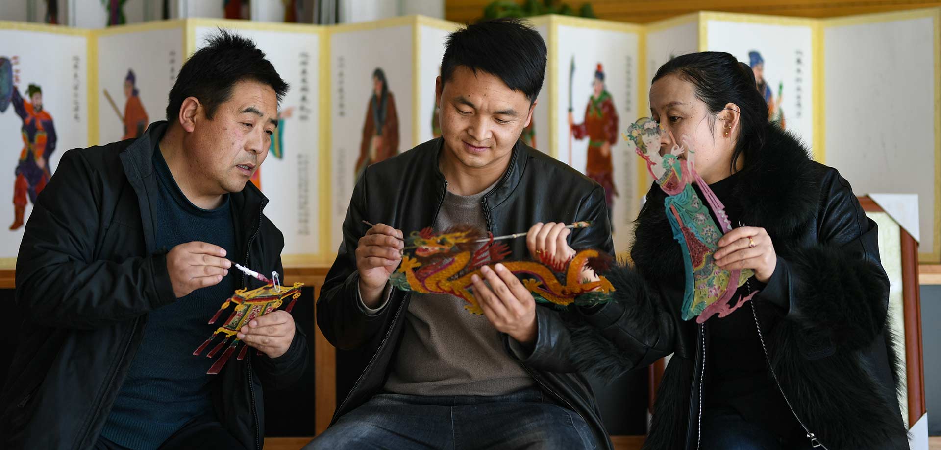 【顯影中國】皮影劇團(tuán)&ldquo;皮&rdquo;出新花樣