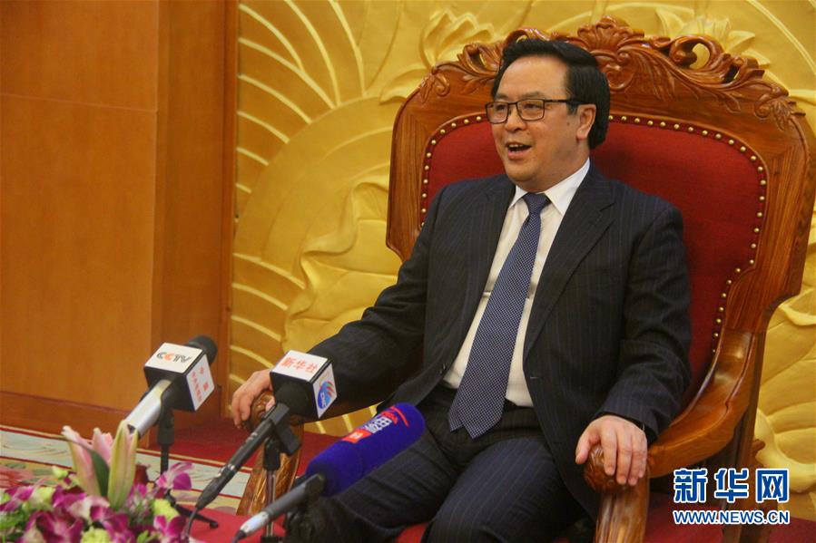 （XHDW&middot;圖文互動）專訪：愿中國人民在中共領(lǐng)導下取得更多成就&mdash;&mdash;訪越共中央委員、中央對外部部長黃平君