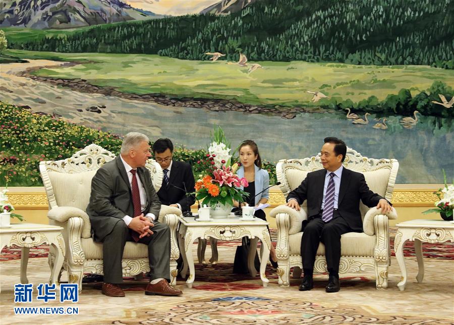 (XHDW)李建國會(huì)見俄羅斯獨(dú)立工聯(lián)代表團(tuán)