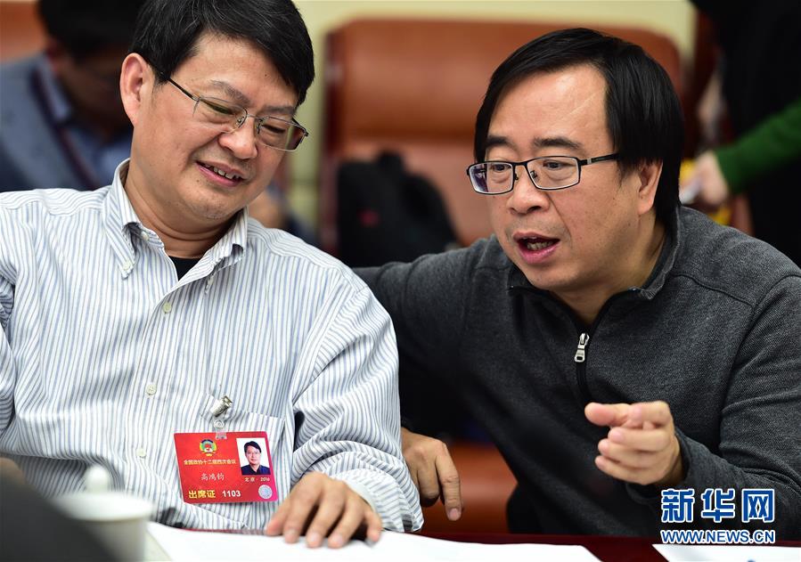 （兩會(huì)&middot;履職記&middot;會(huì)內(nèi)會(huì)外）（1）&ldquo;70后&rdquo;院士潘建偉委員的&ldquo;大小&rdquo;提案