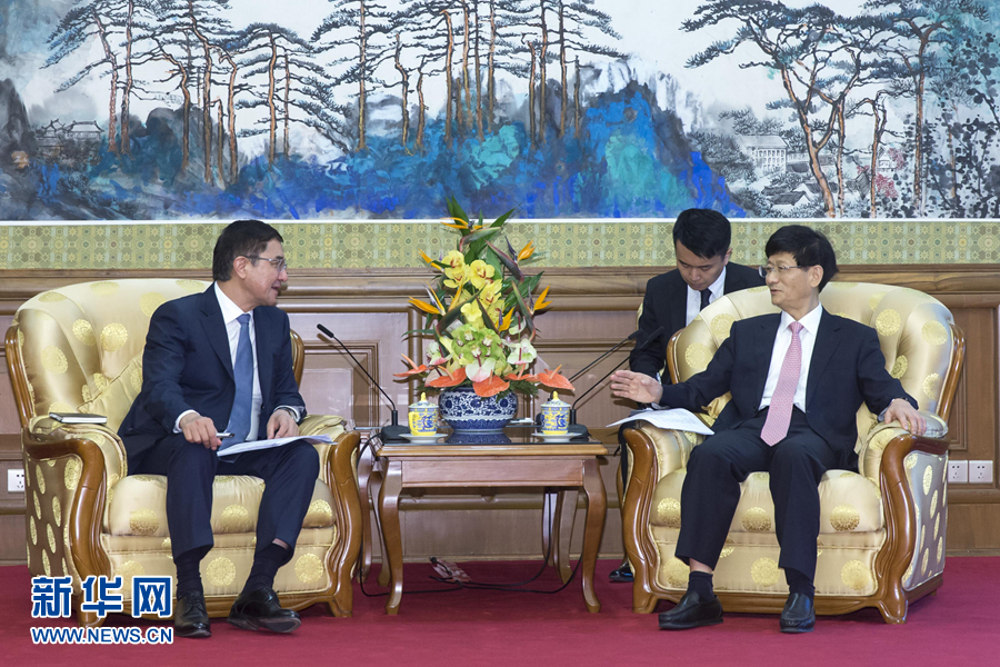 7月19日，中共中央政治局委員、中央政法委書(shū)記孟建柱在北京會(huì)見(jiàn)烏茲別克斯坦副總理庫(kù)奇卡羅夫。 新華社記者崔新鈺攝