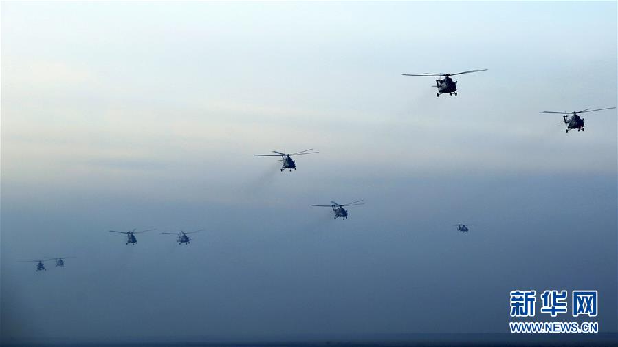 （新華全媒頭條&middot;圖文互動(dòng)）（5）備戰(zhàn)踏上新起點(diǎn)，練兵展現(xiàn)新氣象&mdash;&mdash;2018中國(guó)軍隊(duì)新年開(kāi)訓(xùn)全景大掃描