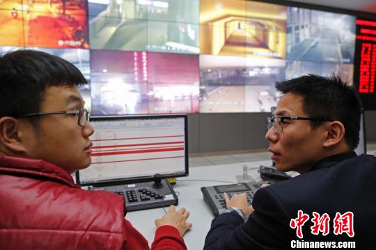 寒潮來襲上海加大對流浪、乞討等人員救助力度