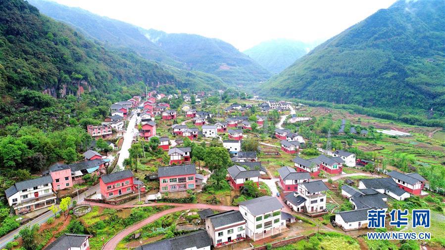 （新華全媒頭條&middot;圖文互動）（4）赤水：別了，貧困！