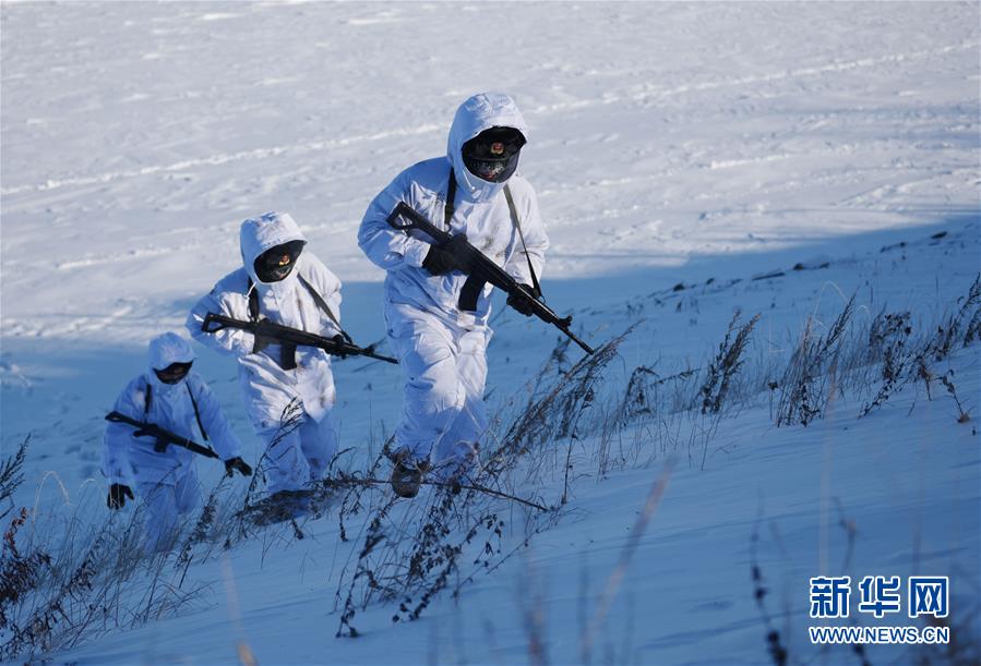 #（社會）（4）堅守在嚴冬&mdash;&mdash;黑龍江塔河邊防官兵極寒天氣徒步巡邊