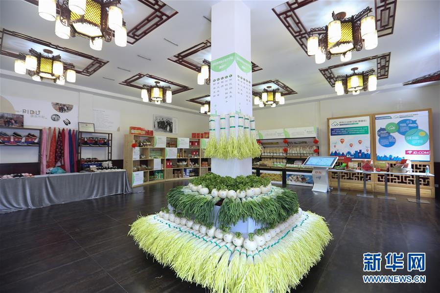 （新媒體專線）（7）我們對美好生活更加充滿信心&mdash;&mdash;習近平總書記春節(jié)前夕赴四川看望慰問回訪記 