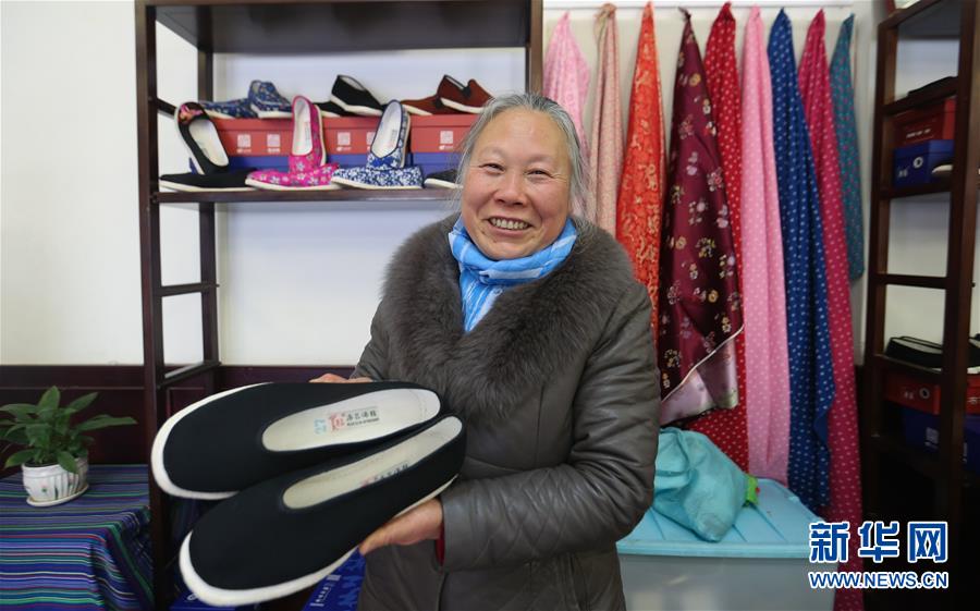 （新媒體專線）（8）我們對美好生活更加充滿信心&mdash;&mdash;習近平總書記春節(jié)前夕赴四川看望慰問回訪記 