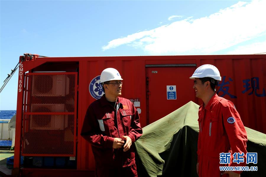 （圖文互動）（1）專訪：海山如此多嬌，然而我們研究太少！&mdash;&mdash;訪&ldquo;科學(xué)&rdquo;號麥哲倫海山科考航次首席科學(xué)家徐奎棟