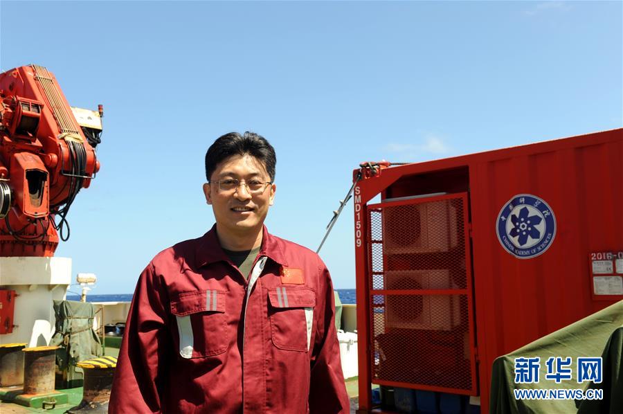 （圖文互動）（2）專訪：海山如此多嬌，然而我們研究太少！&mdash;&mdash;訪&ldquo;科學(xué)&rdquo;號麥哲倫海山科考航次首席科學(xué)家徐奎棟