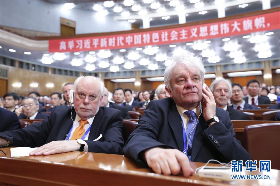 （新華全媒頭條&middot;圖文互動(dòng)）（3）向著建設(shè)世界科技強(qiáng)國(guó)的偉大目標(biāo)奮勇前進(jìn)！&mdash;&mdash;習(xí)近平總書(shū)記在兩院院士大會(huì)上的重要講話引起熱烈反響之一 