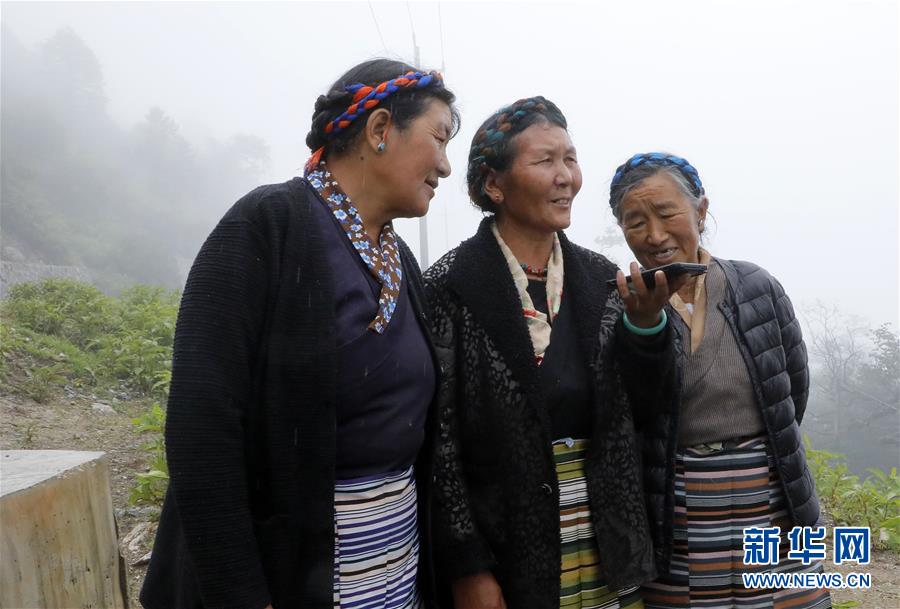 （圖文互動）（7）特寫：&ldquo;八一&rdquo;禮物，飛向云端哨所