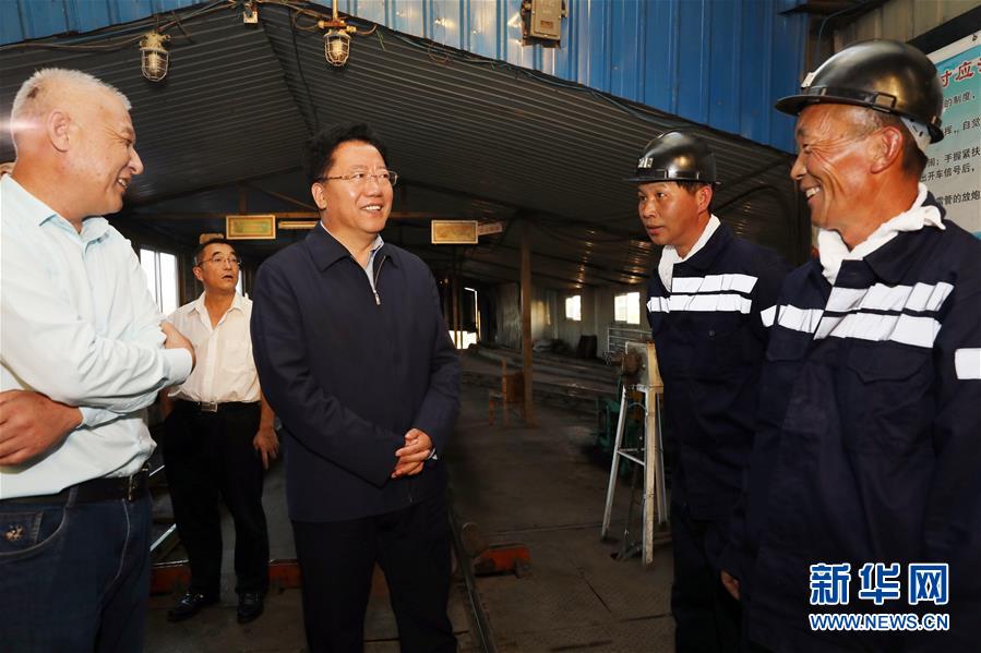 （新時代擔(dān)當(dāng)作為典型風(fēng)采&middot;圖文互動）（2）李士偉：以實(shí)干擔(dān)當(dāng) 向難題沖鋒