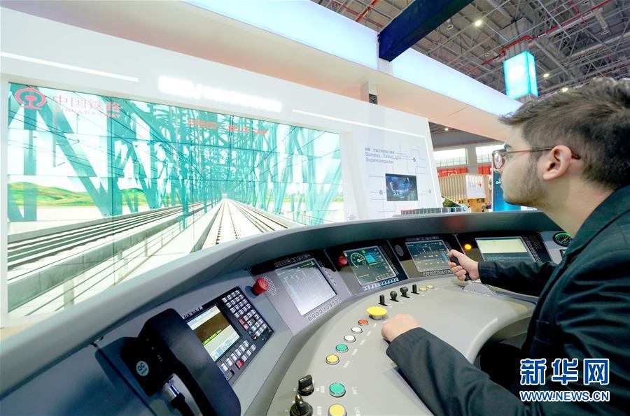 （在習近平新時代中國特色社會主義思想指引下&middot;慶祝改革開放40周年&middot;創(chuàng)新發(fā)展）（新華全媒頭條&middot;圖文互動）（10）創(chuàng)新：&ldquo;第一動力&rdquo;的時代答卷