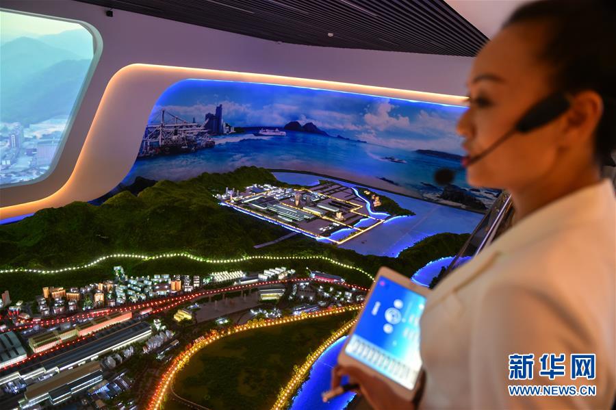 （在習(xí)近平新時(shí)代中國特色社會(huì)主義思想指引下&middot;慶祝改革開放40周年&middot;綠色發(fā)展）（新華全媒頭條&middot;圖文互動(dòng)）（1）綠色發(fā)展：書寫在中國大地上的美麗畫卷