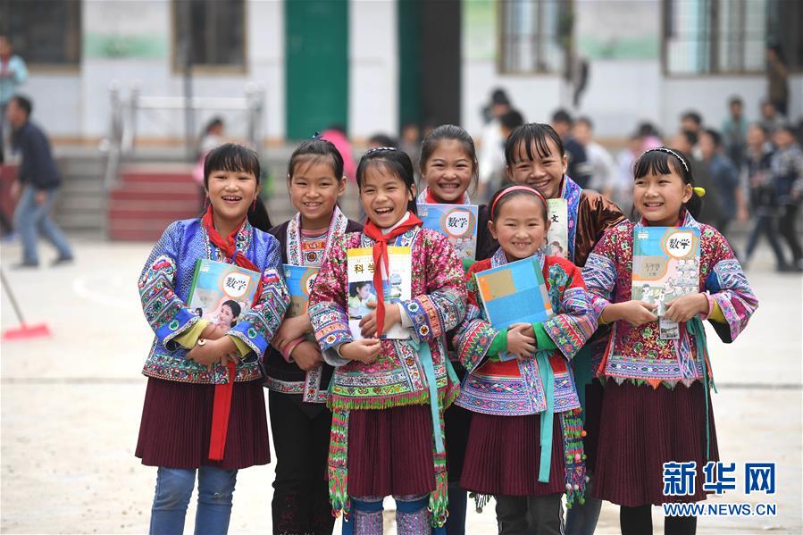 （輝煌60年&middot;壯美新廣西&middot;圖文互動）（7）攜手描繪八桂大地上的美麗畫卷&mdash;&mdash;寫在廣西壯族自治區(qū)成立60周年之際