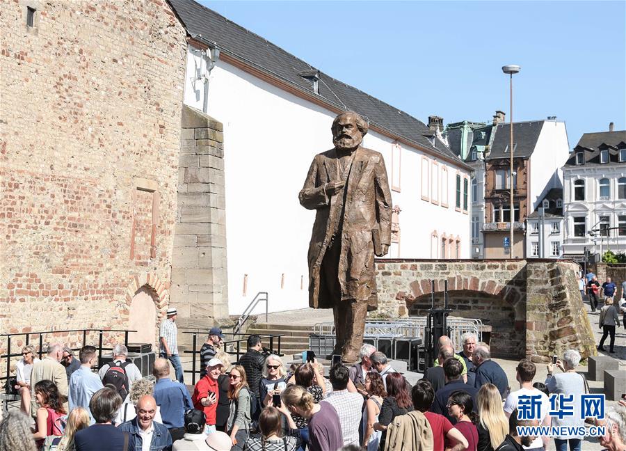 （新華全媒頭條&middot;圖文互動）（14）關鍵抉擇，必由之路&mdash;&mdash;獻給中國改革開放40周年