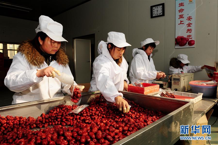 （來(lái)自一線的調(diào)查報(bào)告&middot;圖文互動(dòng)）（2）從&ldquo;填飽肚子&rdquo;到&ldquo;過(guò)好日子&rdquo;&mdash;&mdash;改革開(kāi)放40年河南農(nóng)業(yè)三重&ldquo;蝶變記&rdquo;