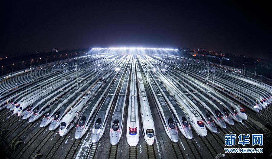 （新華全媒頭條&middot;奮進新時代&middot;迎接兩會特別報道&middot;圖文互動）（7）新征程，向著偉大夢想前進&mdash;&mdash;從黨的十九大到2018年全國兩會