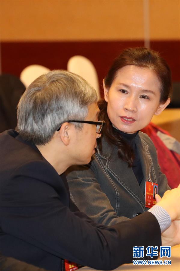 (兩會·基層代表履職故事)(2)全國人大代表李潞:承載生命囑托 堅(jiān)守醫(yī)生職責(zé)