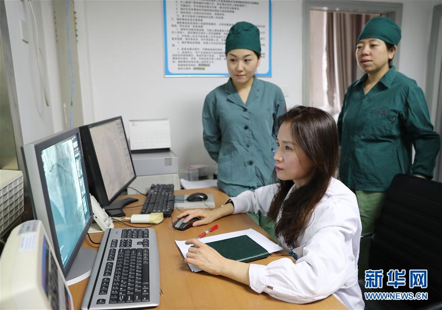 （兩會&middot;基層代表履職故事）（5）全國人大代表李潞：承載生命囑托 堅守醫(yī)生職責