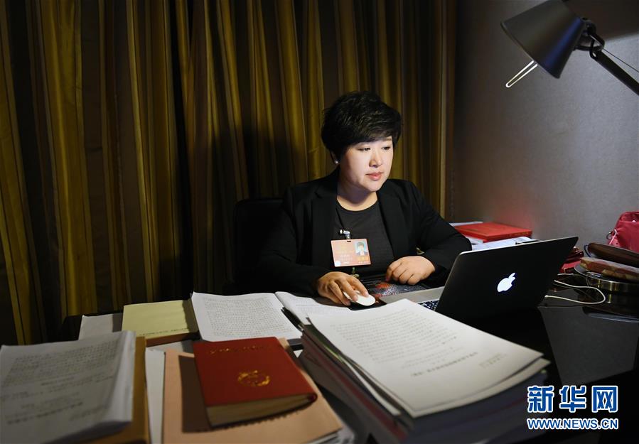 （兩會&middot;基層代表履職故事）（3）全國人大代表孫艷玲：做好非遺事業(yè)，讓古老技藝活起來