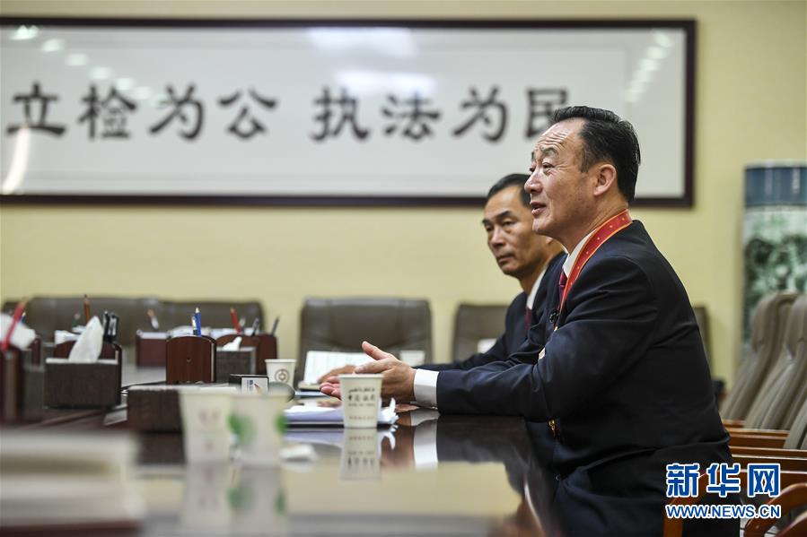 （改革先鋒風(fēng)采&middot;圖文互動）（3）張飚：維護(hù)社會公平正義的模范檢察官