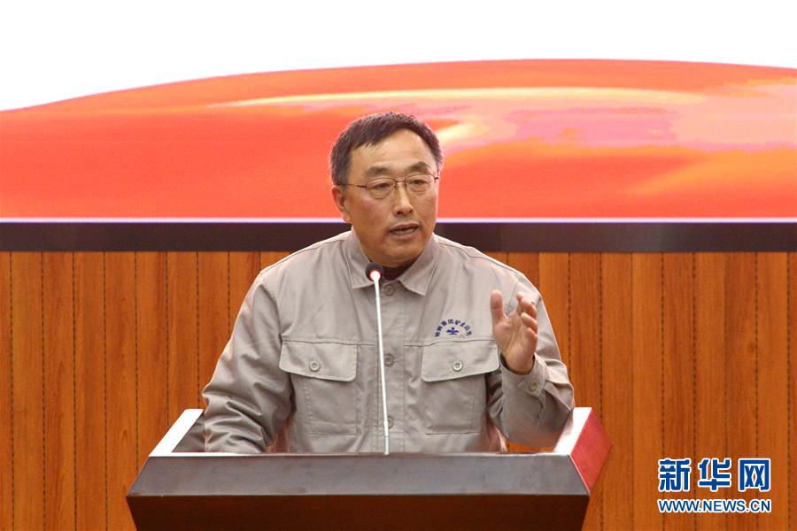 （改革先鋒進(jìn)校園&middot;圖文互動(dòng)）（1）郭明義激勵(lì)廣大青年學(xué)子堅(jiān)定理想信念