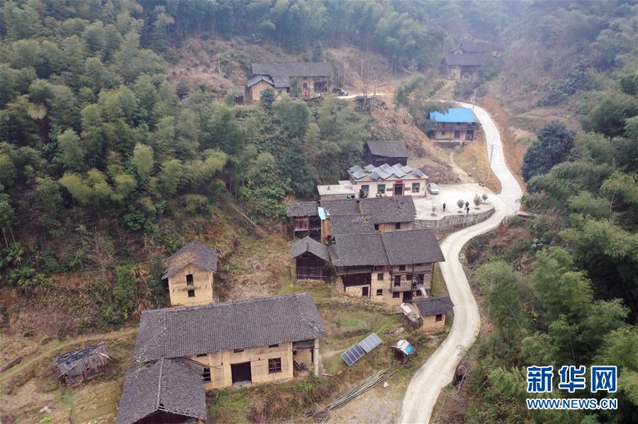 （新春走基層&middot;圖文互動(dòng)）（1）6人小山村 小年樂(lè)融融