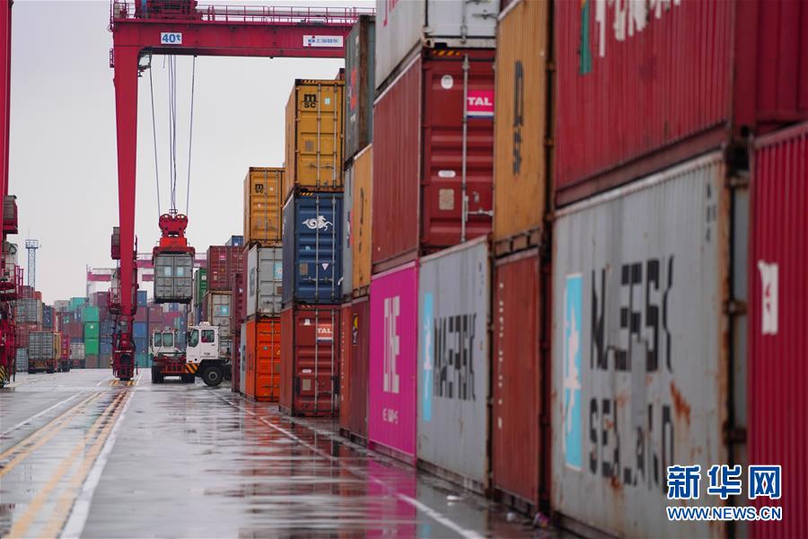 （在習(xí)近平新時(shí)代中國(guó)特色社會(huì)主義思想指引下&middot;將改革開(kāi)放進(jìn)行到底&middot;大國(guó)之約）（新華全媒頭條&middot;圖文互動(dòng)）（2）潮起東方浪涌時(shí)&mdash;&mdash;來(lái)自對(duì)外開(kāi)放前沿的時(shí)代強(qiáng)音