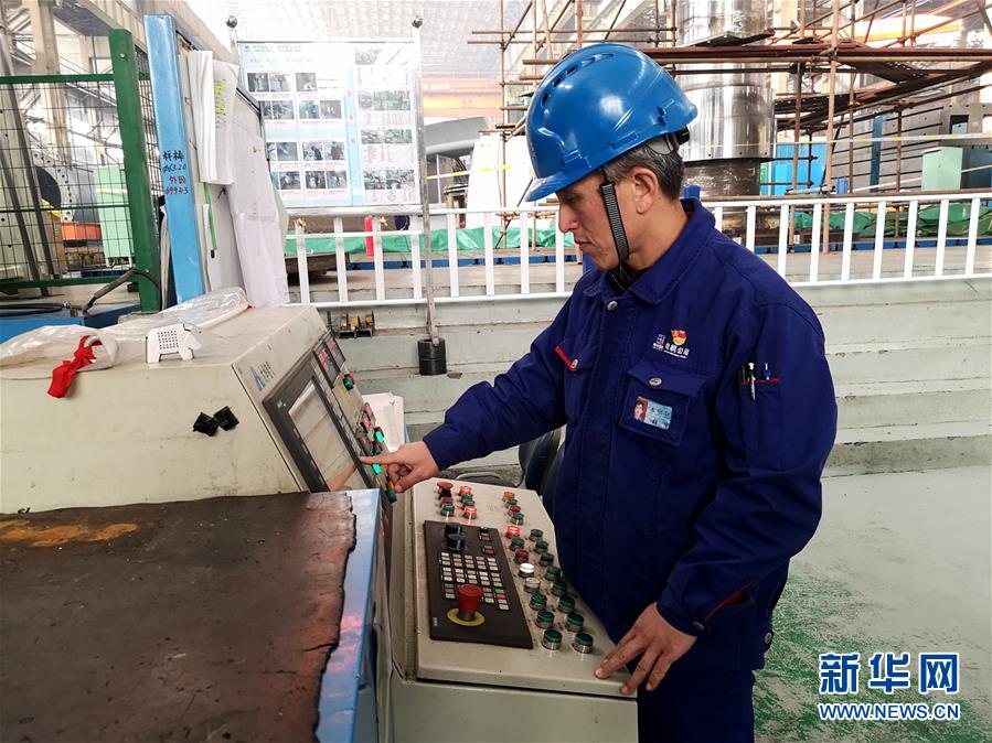 （新華全媒頭條&middot;七樂無窮&middot;祝福&middot;圖文互動(dòng)）（7）追夢路上的&ldquo;春之聲&rdquo;&mdash;&mdash;祝福之樂