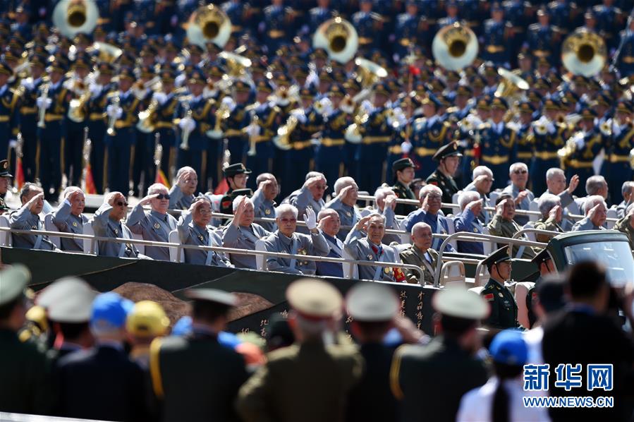 （新華全媒頭條&middot;強軍思想引領新征程&middot;圖文互動）（2）那一刻，我們光榮接受檢閱