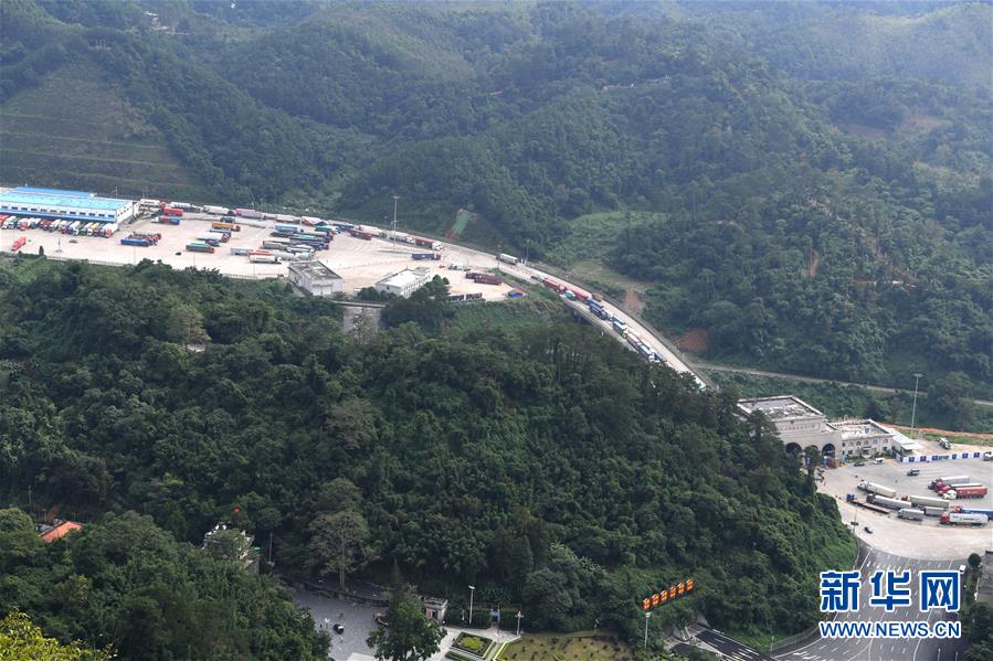 （兩會(huì)前夕看落實(shí)&middot;圖文互動(dòng)）（4）開(kāi)放合作走活發(fā)展&ldquo;新棋局&rdquo;－－廣西落實(shí)習(xí)近平總書(shū)記全國(guó)兩會(huì)重要講話精神紀(jì)實(shí)