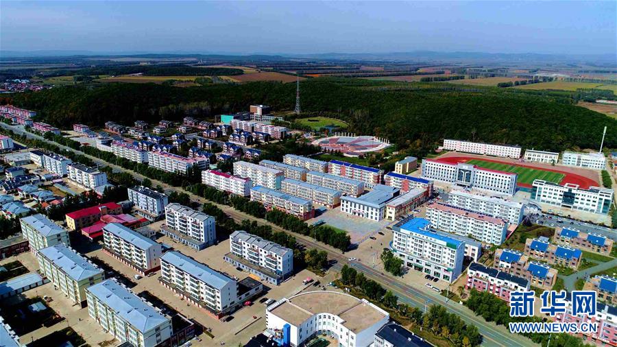 （新華全媒頭條&middot;圖文互動(dòng)）（2）滄海桑田一指間&mdash;&mdash;6個(gè)村莊的70年巨變 