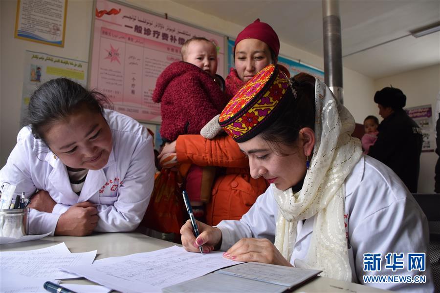 （脫貧攻堅(jiān)&middot;圖文互動(dòng)）（2）走進(jìn)&ldquo;瓦罕走廊第一村&rdquo;，看帕米爾高原脫貧攻堅(jiān)