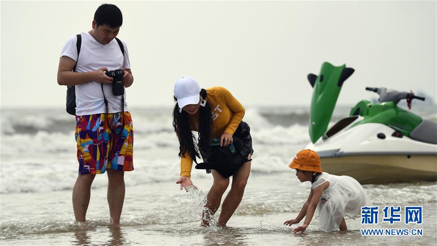 （壯麗70年 奮斗新時(shí)代&mdash;&mdash;推動(dòng)高質(zhì)量發(fā)展調(diào)研行&middot;圖文互動(dòng)）（7）近海能看鯨魚(yú)白海豚，廣西這片濱海旅游勝地啥來(lái)頭？