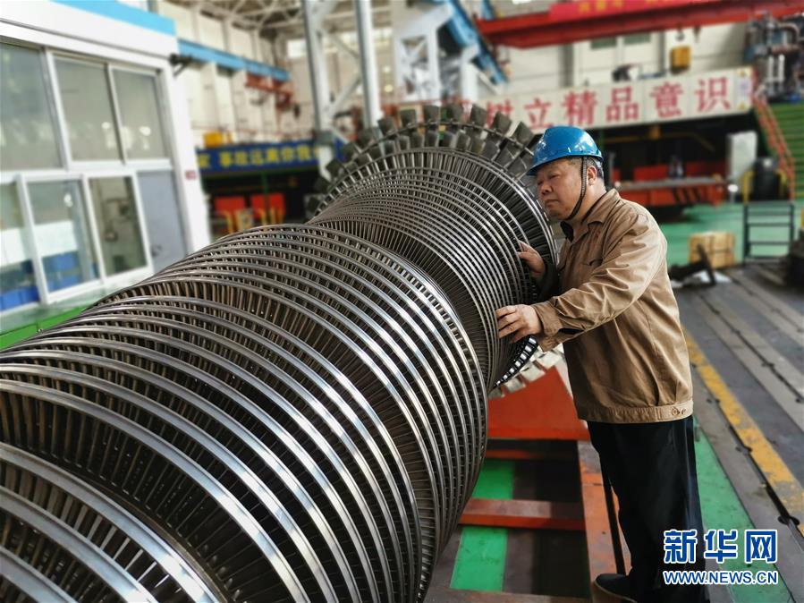 （勞動(dòng)者風(fēng)采&middot;圖文互動(dòng)）（1）練就毫厘&ldquo;繡花功&rdquo;&mdash;&mdash;記杭汽輪&ldquo;金藍(lán)領(lǐng)&rdquo;吳國林