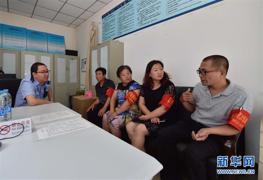 （新華全媒頭條&middot;圖文互動）（3）擔(dān)負起護航新時代中國特色社會主義的崇高使命&mdash;&mdash;黨的十八大以來公安工作述評