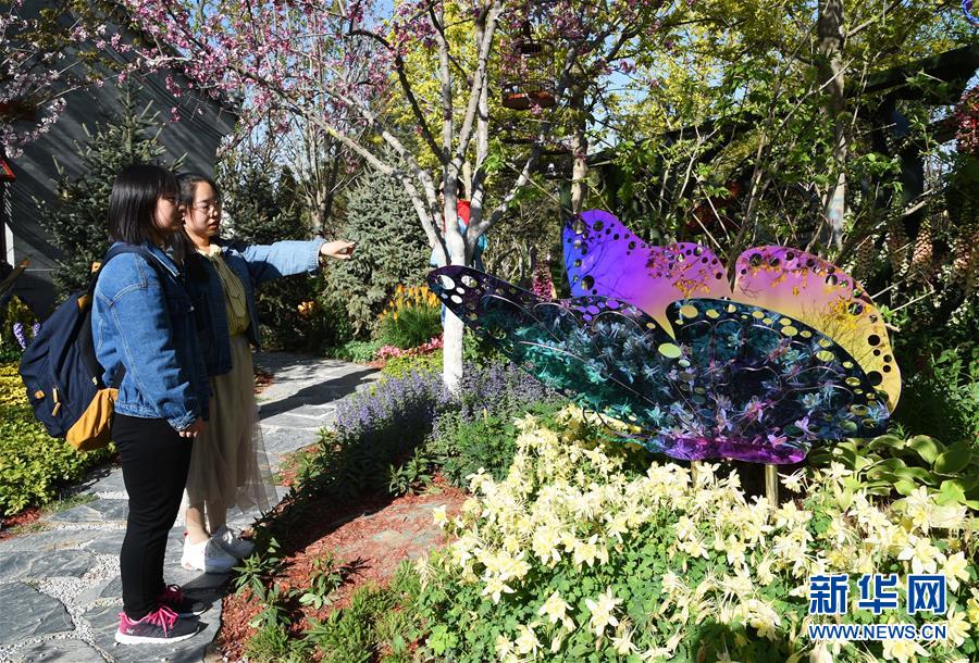 (在習(xí)近平新時代中國特色社會主義思想指引下——新時代新作為新篇章·圖文互動)(11)從世園會“看”中國綠色發(fā)展之路——寫在北京世園會“中國國家館日”到來之際